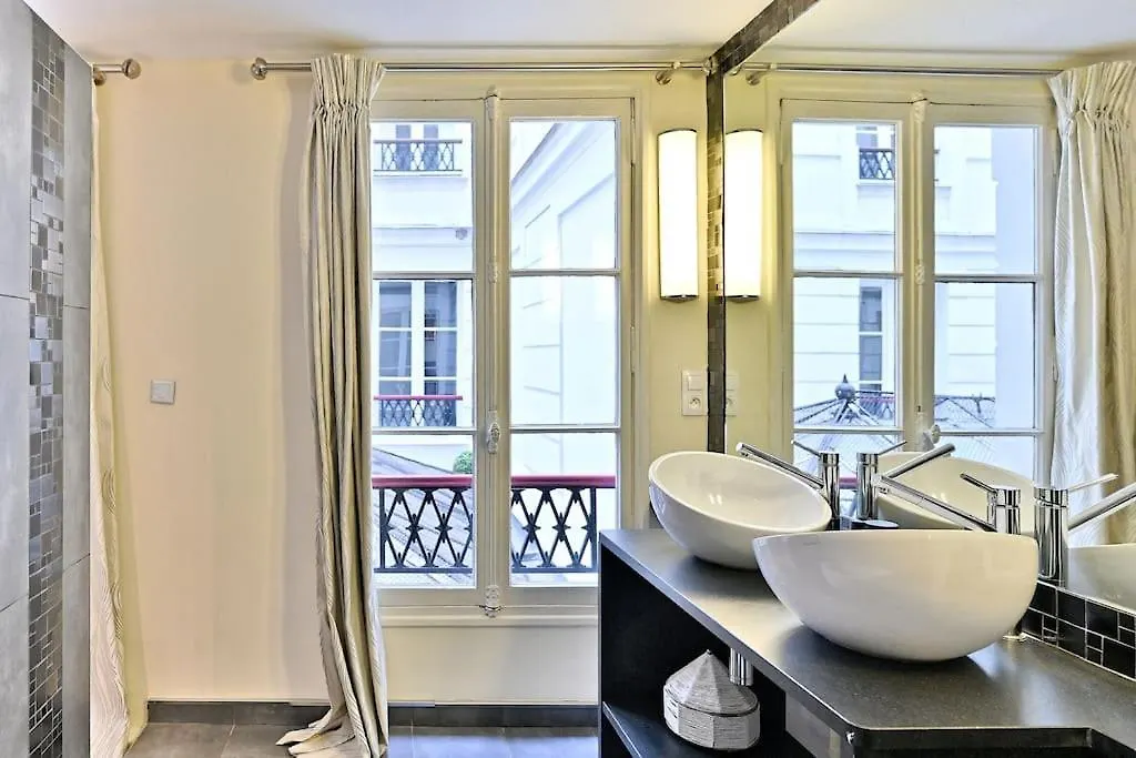 Grand 150m2 - Ii Paris